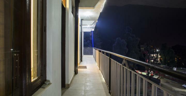 Oyo 1153 The Oak Valley Dharamshala Exterior foto